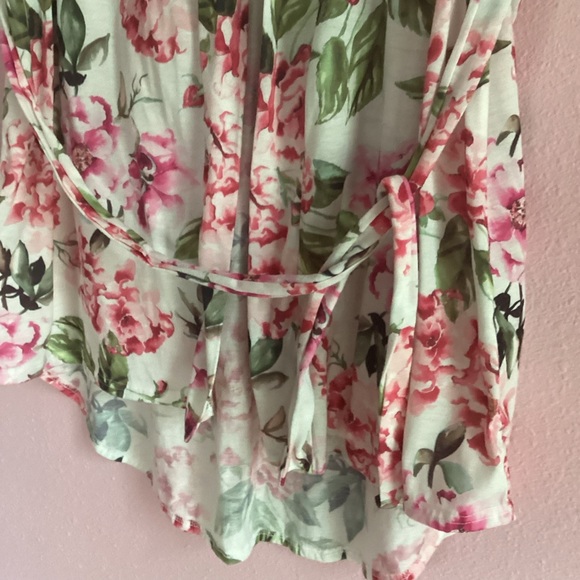 SHOW ME YOUR MUMU GARDEN OF BLOOMS BRIE ROBE - Picture 12 of 12